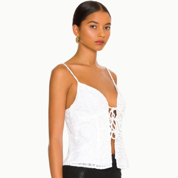 Superdown Nora Burnout Cami in White – NWOT Size Small - Picture 2 of 5